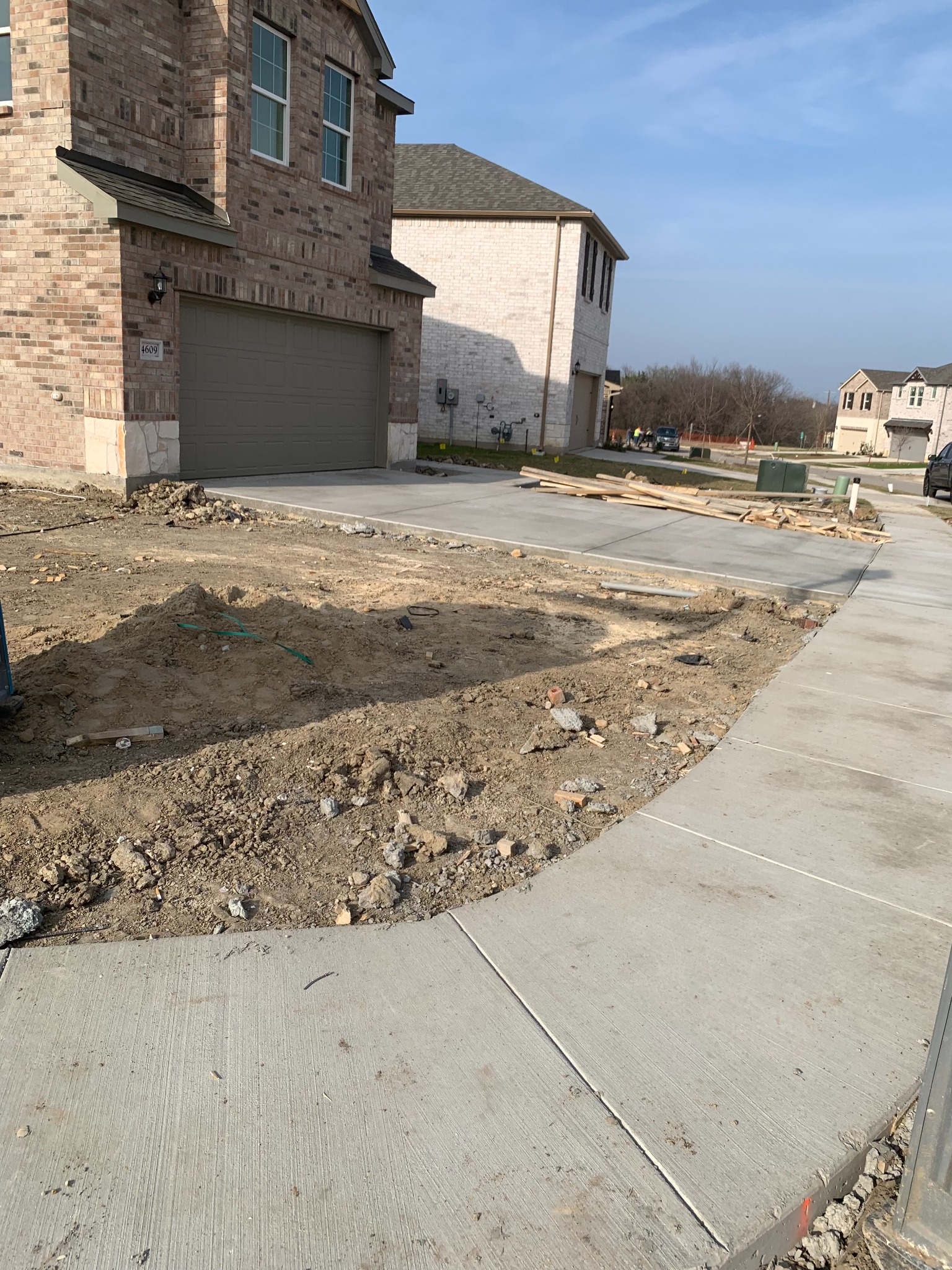 Curb and gutter concrete work